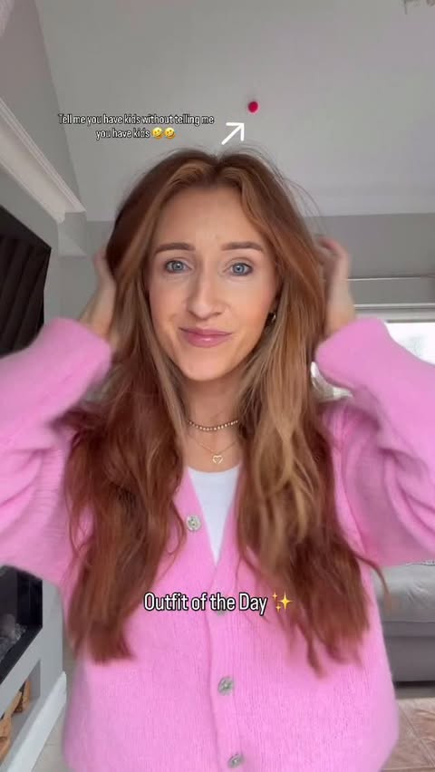 Instagram post by @sue_dan_house for adidas. Caption reads: [...] I think out of stock Shoes @adidas Jewellery....