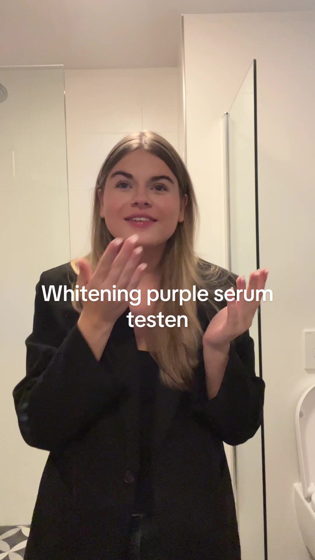 TikTok post by @danasnoeks for Colgate. Caption reads: Maar even dit is insane toch????  #whiteningserum....