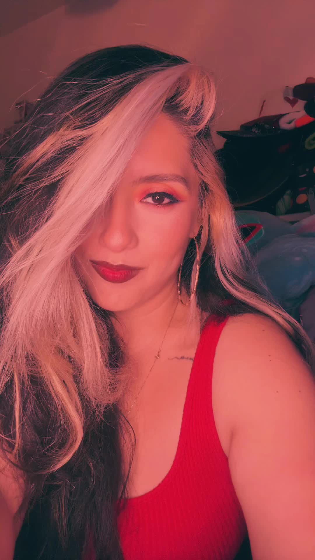 TikTok post by @kristianvalerie_ for Lilly Lashes. Caption reads: [...] Esta Buenisima 💋🧡 @Lilly Lashes always on....