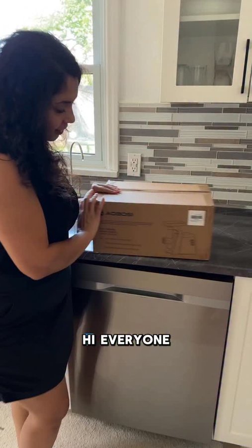 Instagram post by @cansuarden for Aobosi. Caption reads: 🍖✨ Say hello to my new kitchen hero: Aobosı....