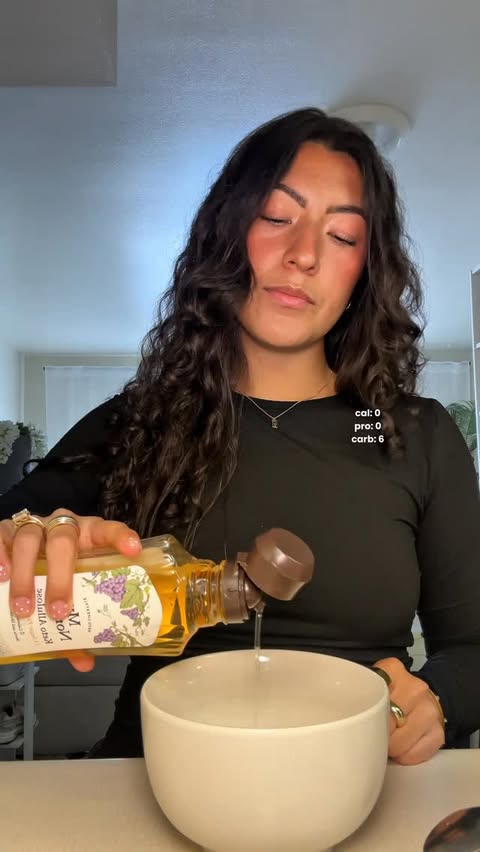 Instagram post by @valeswellness for My Normal. Caption reads: [...] Ingredients: • 170g yogurt • 2 tsp MyNormal....