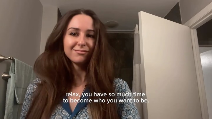 Instagram post by @girlhoodprincess for Uriage. Caption reads: [...] by @larocheposayusa 
Face cleanser by....