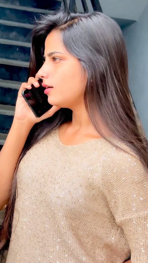 Instagram post by @gulbarga.hudgi for Poorvika. Caption reads: Grab your deals, before they’re gone!💥
Terms &....