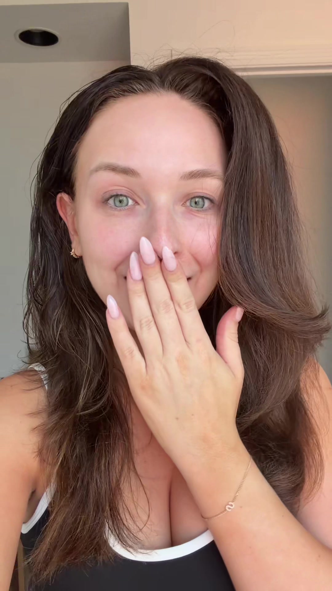TikTok post by @shelbyannbell for Marc Anthony Türkiye. Caption reads: Bestie … this volume?! Shoutout to @Marc Anthony....
