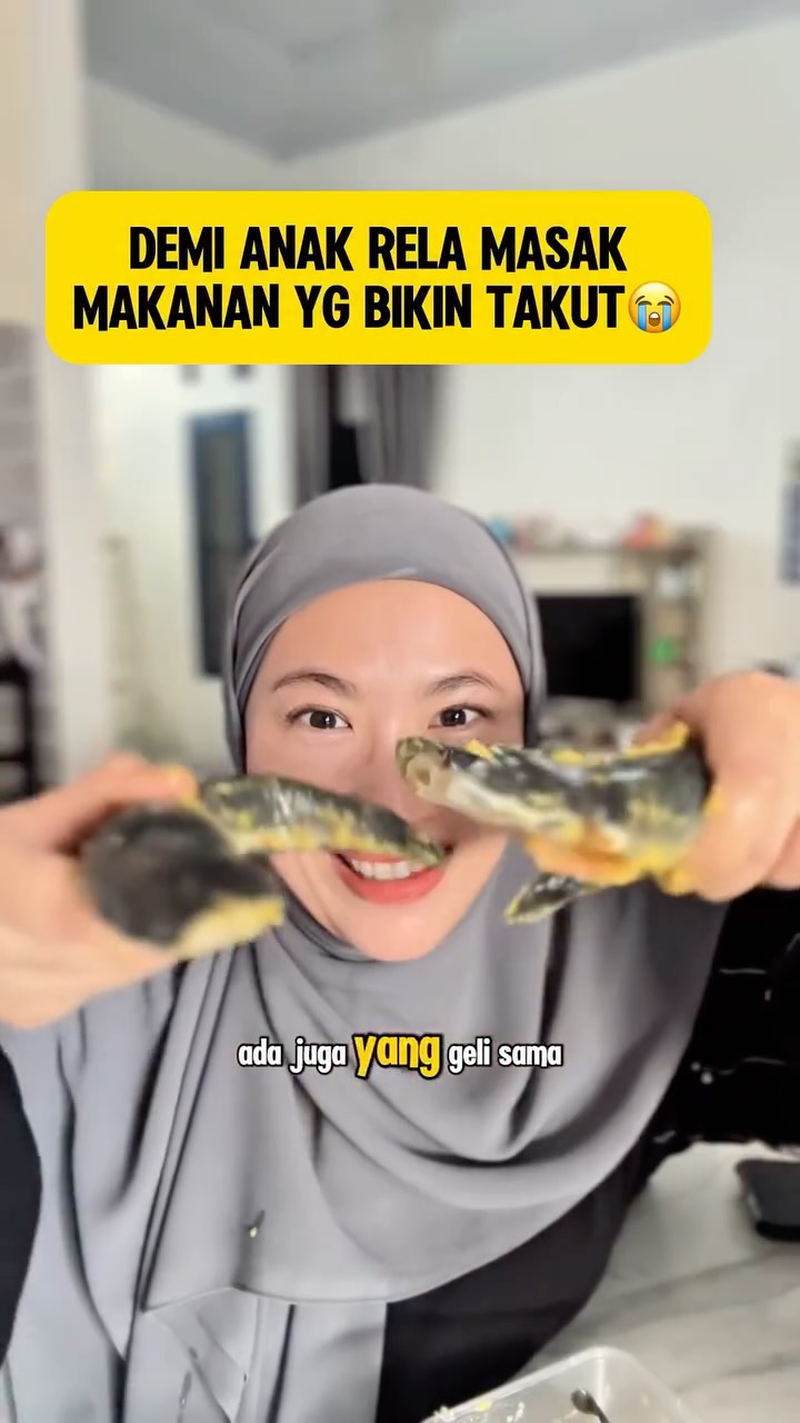 Instagram post by @dheaninglukita for Ciara Indonesia. Caption reads: [...] ya, aku pakai cream chamomile dari....