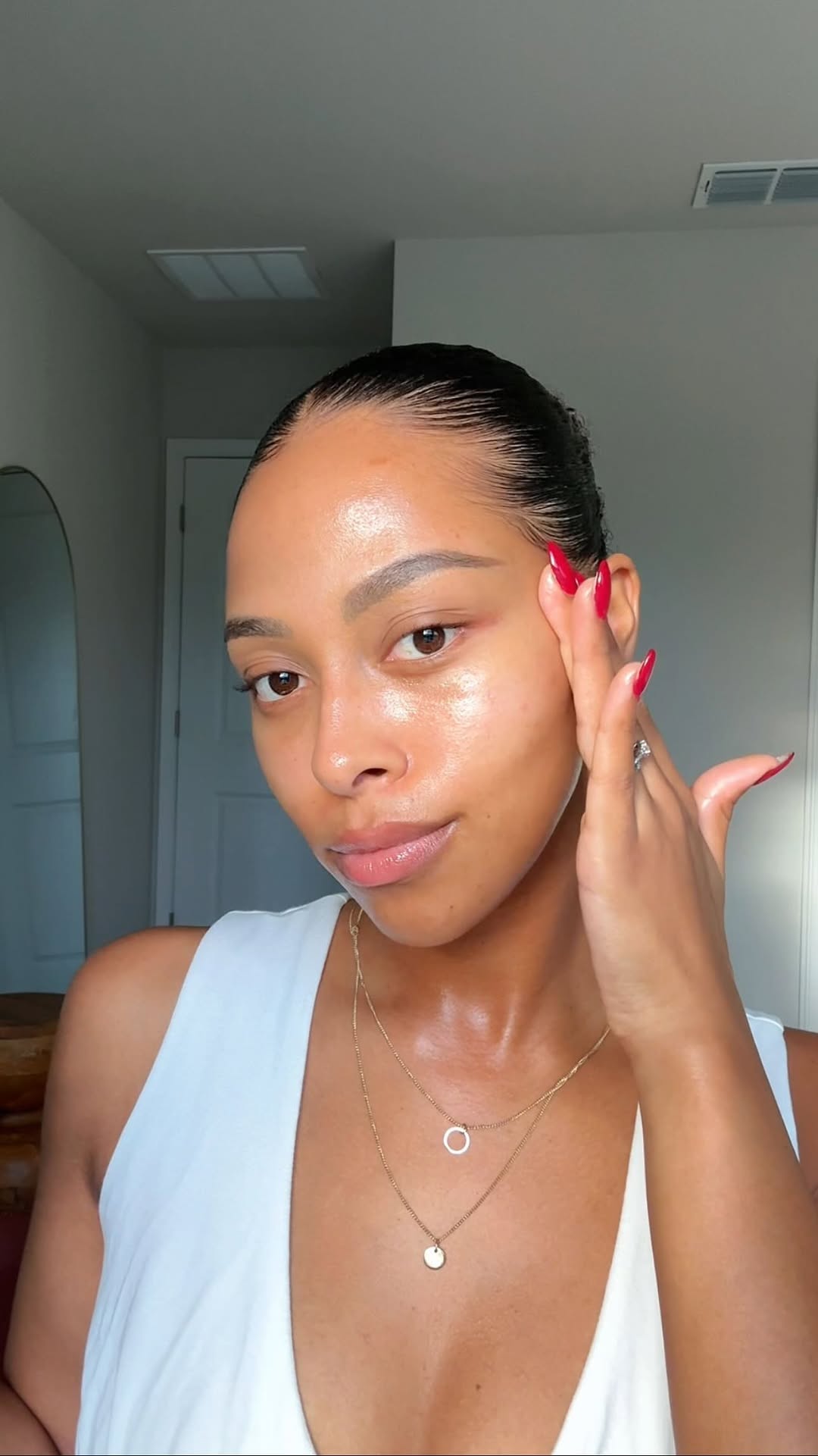 Instagram post by @kristina.manners for Herbivore. Caption reads: Three steps to hydrated, glowing skin🫶🏽🧖🏽‍♀️....