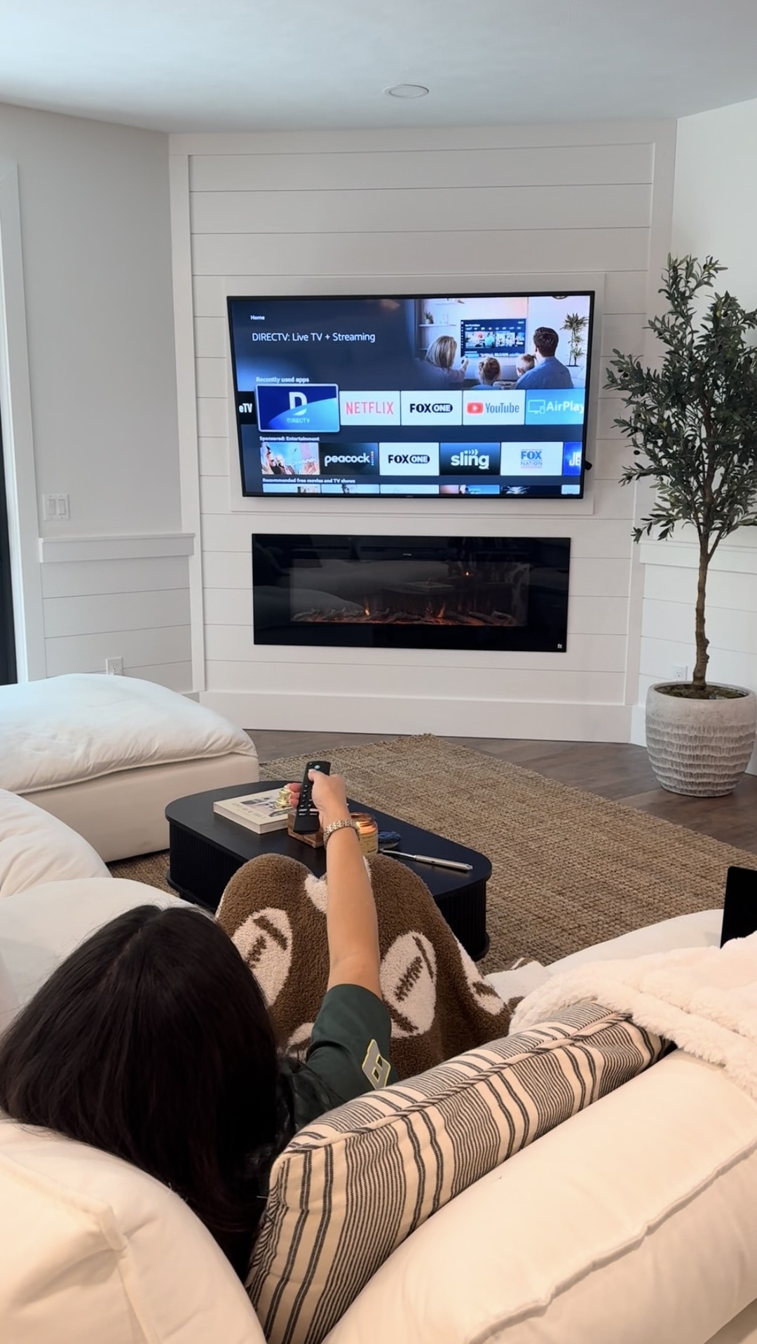 Instagram post by @zo.caswell for DIRECTV. Caption reads: Game days with @DIRECTV 🏈🦆.