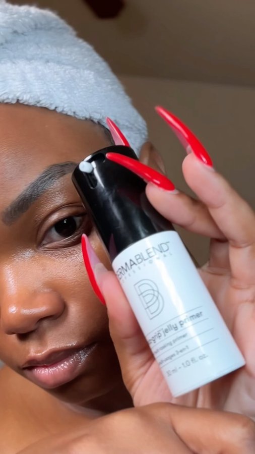 Instagram post by @thechelseacymone for Dermablend Pro. Caption reads: [...] soft glam holiday makeup look with....