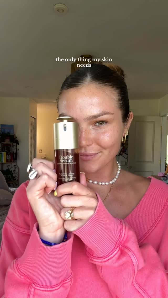 Instagram post by @lexxhidalgo for CLARINS USA. Caption reads: Just a girl addicted to @clarinsusa #doubleserum....