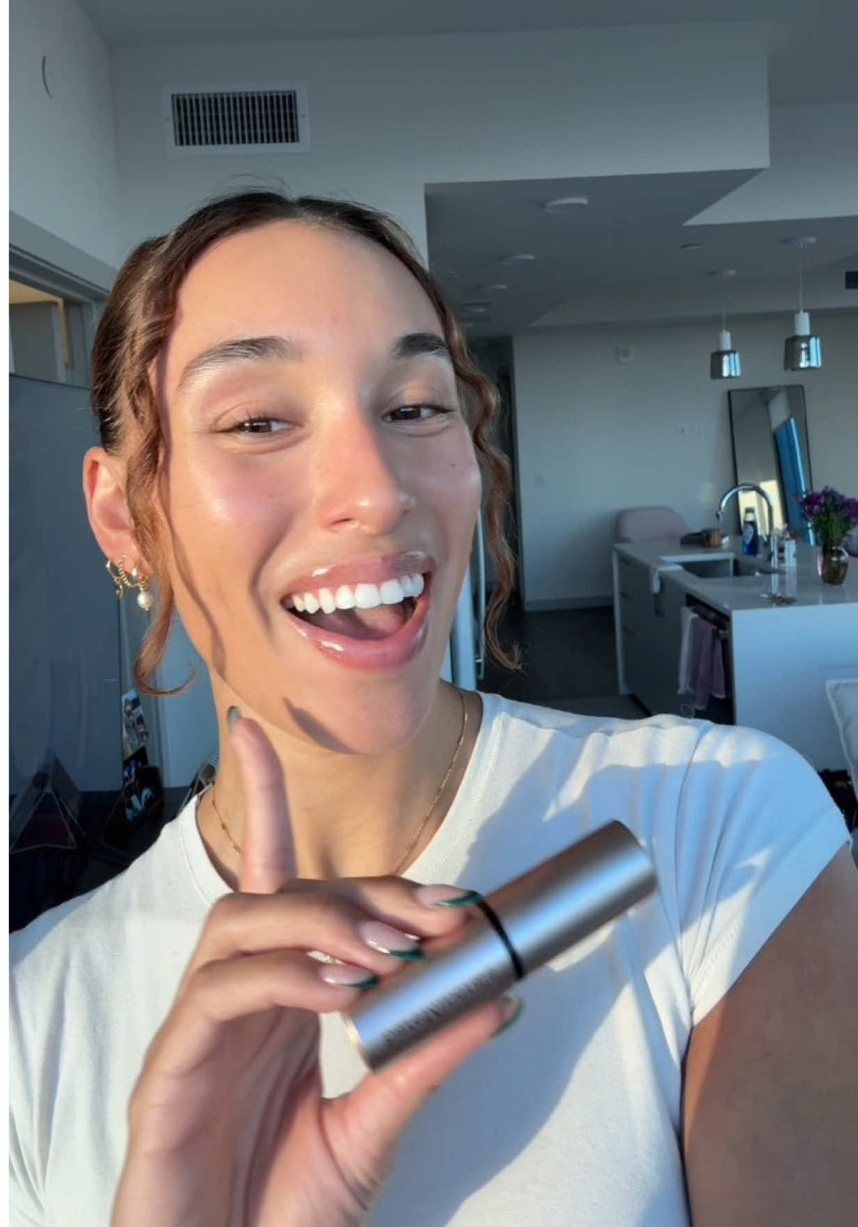TikTok post by @madisenskinner for bareMinerals. Caption reads: [...] better—and it’s all thanks to the....