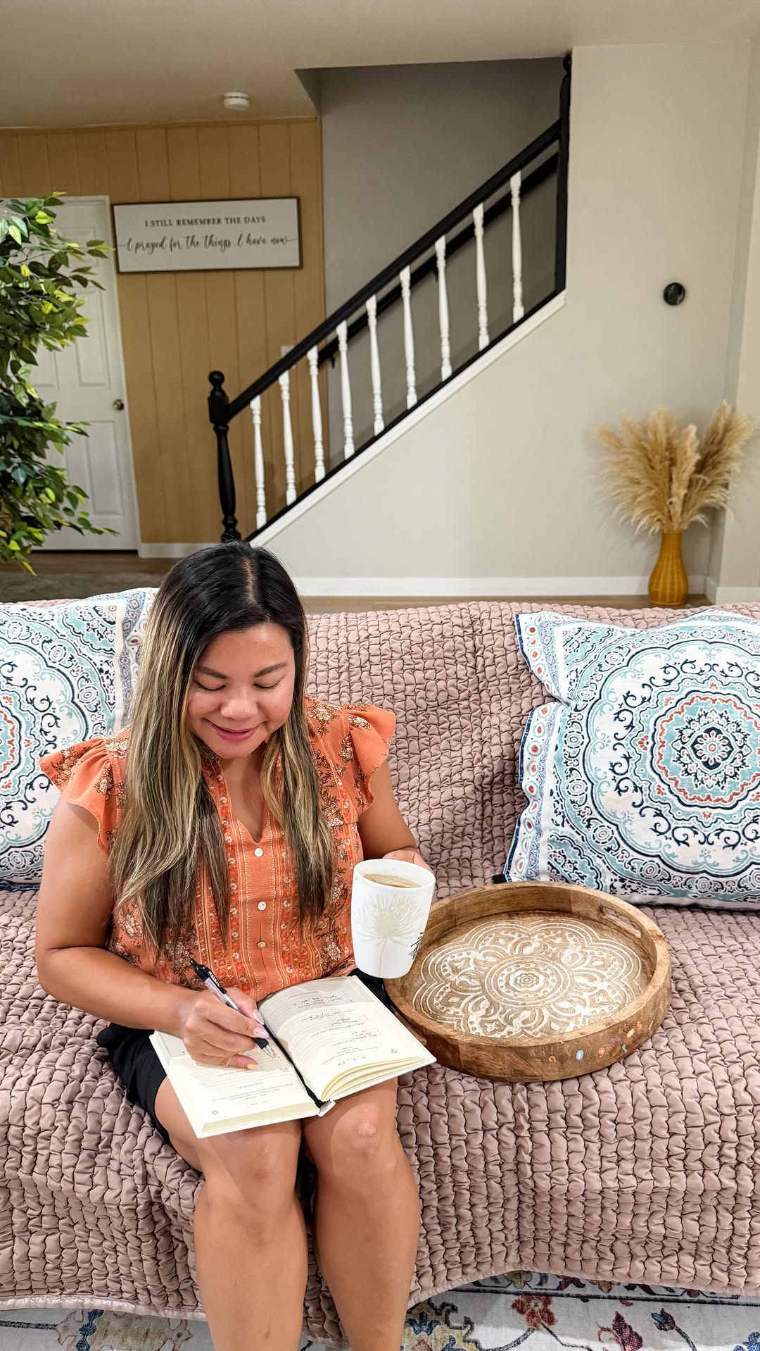 Instagram post by @junebabylove for Mamma Mia Covers. Caption reads: [...] gorgeous, waterproof blanket from....