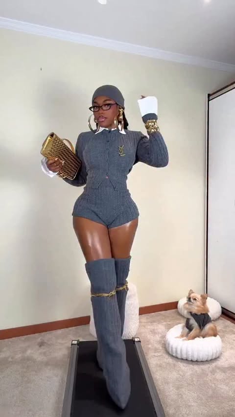 Instagram post by @bscott for Fashion Nova. Caption reads: @fashionnova Which fit is your [...].