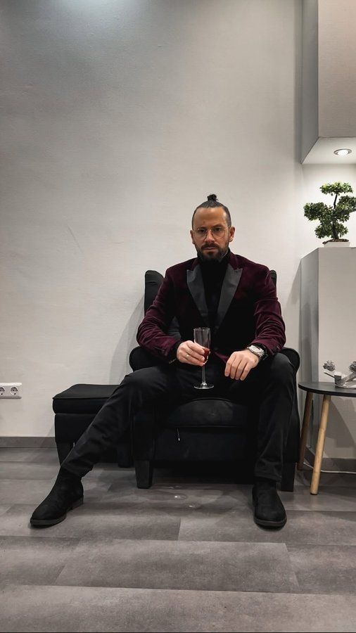 Instagram post by @kilic___erbil for Men's Fashion & Style. Caption reads: Transformation with @wefashionman 
Hey guys ✌🏼....