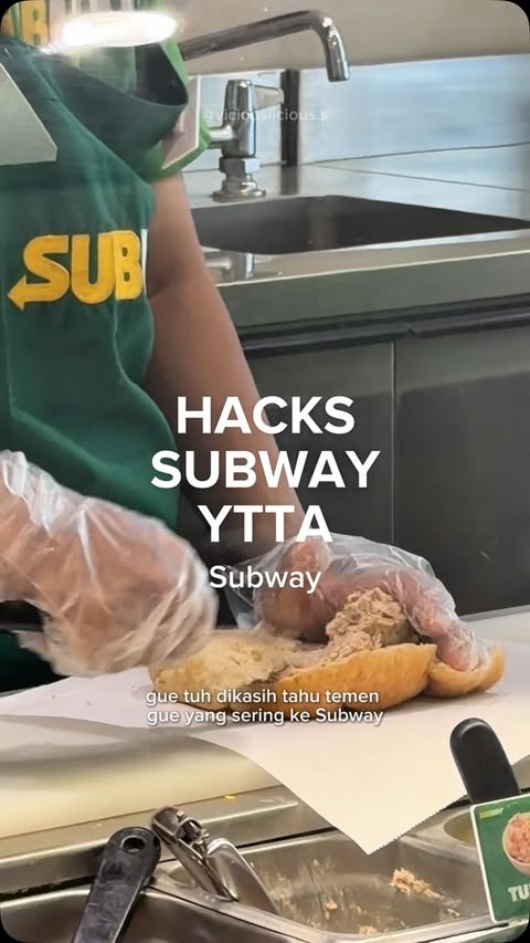 Instagram post by @viciouslicious.s for Subway. Caption reads: Makan Subway setiap hari bukan cuma dongeng aja....