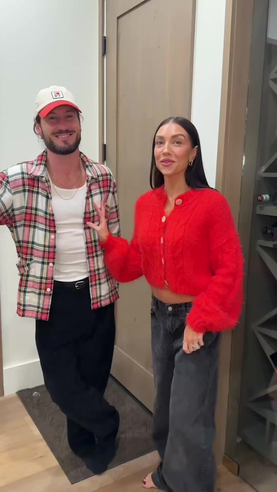 TikTok post by @jennachmerkovskiy for Verizon. Caption reads: #VerizonPartner This busy holiday season we are....