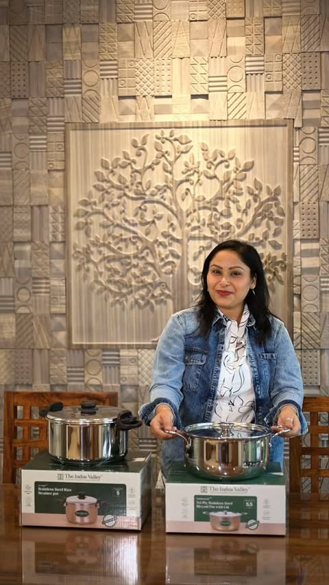 Instagram post by @mummaofthor for The Indus Valley. Caption reads: [...] Upgrade your kitchen today! 💛....