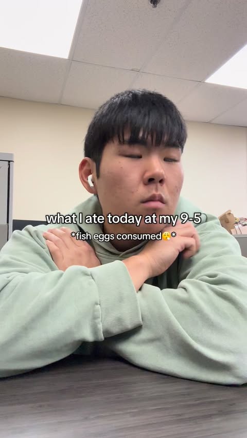 Instagram post by @joff_000 for BUILT Bar. Caption reads: [...] fish eggs in ur rice, ur missing out....