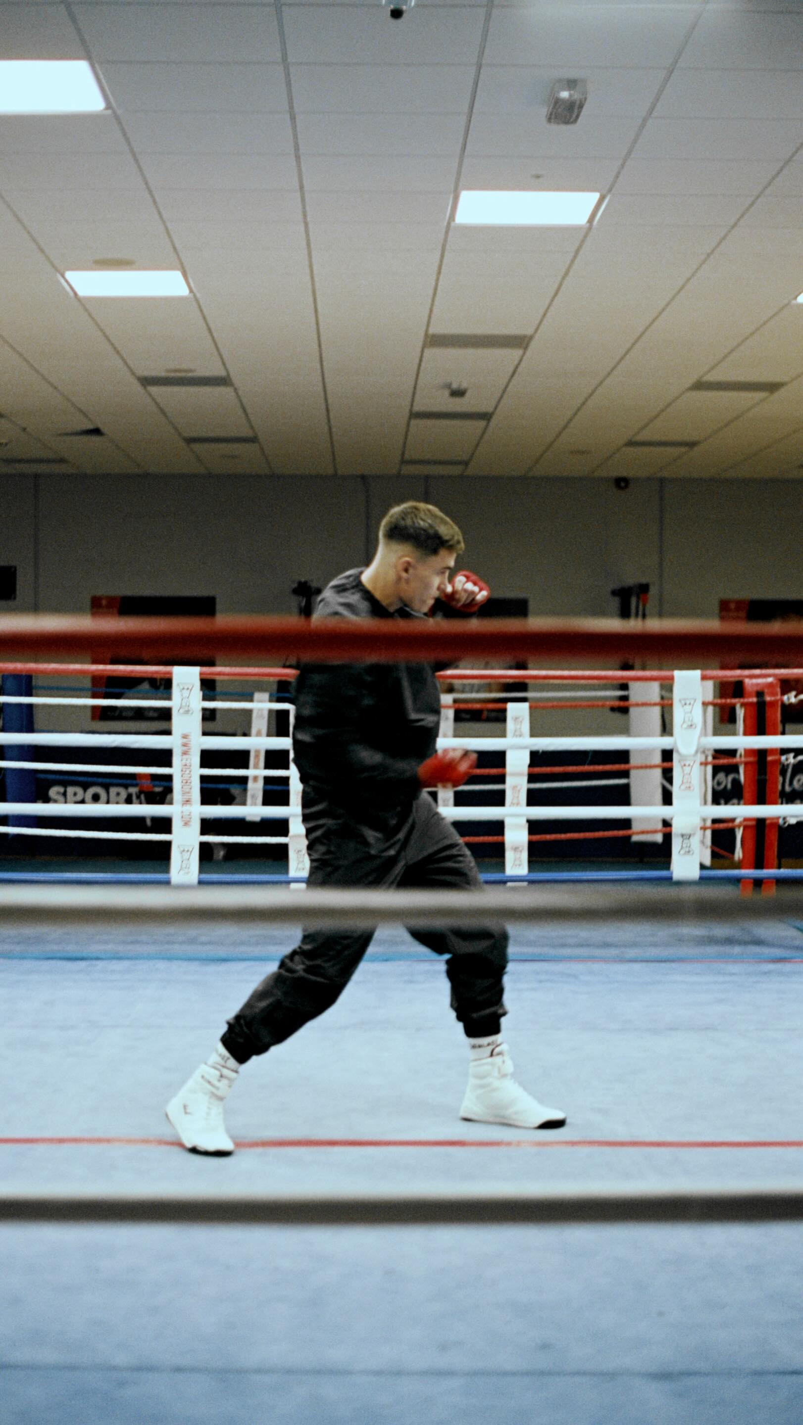 Instagram post by @taylorbevan1 for Everlast. Caption reads: Where legacy is built on hard work and harder....