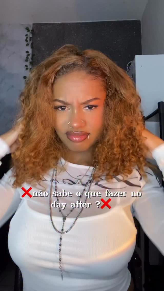 Instagram post by @adriellesannt for Salon Line. Caption reads: já salva pra fazer💕

#penteado  #hairstyles....