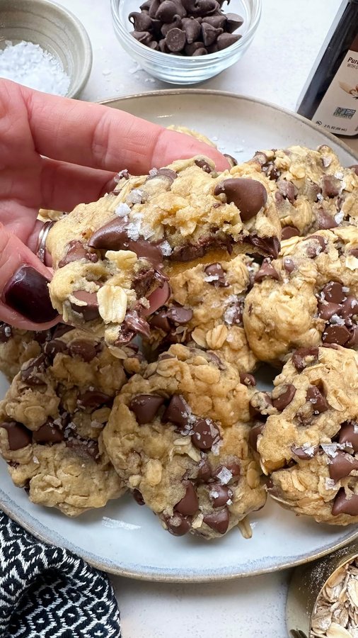 Instagram post by @veggiesandchocolate for Watkins. Caption reads: [...] chewy, and so flavorful – thanks to Watkins....