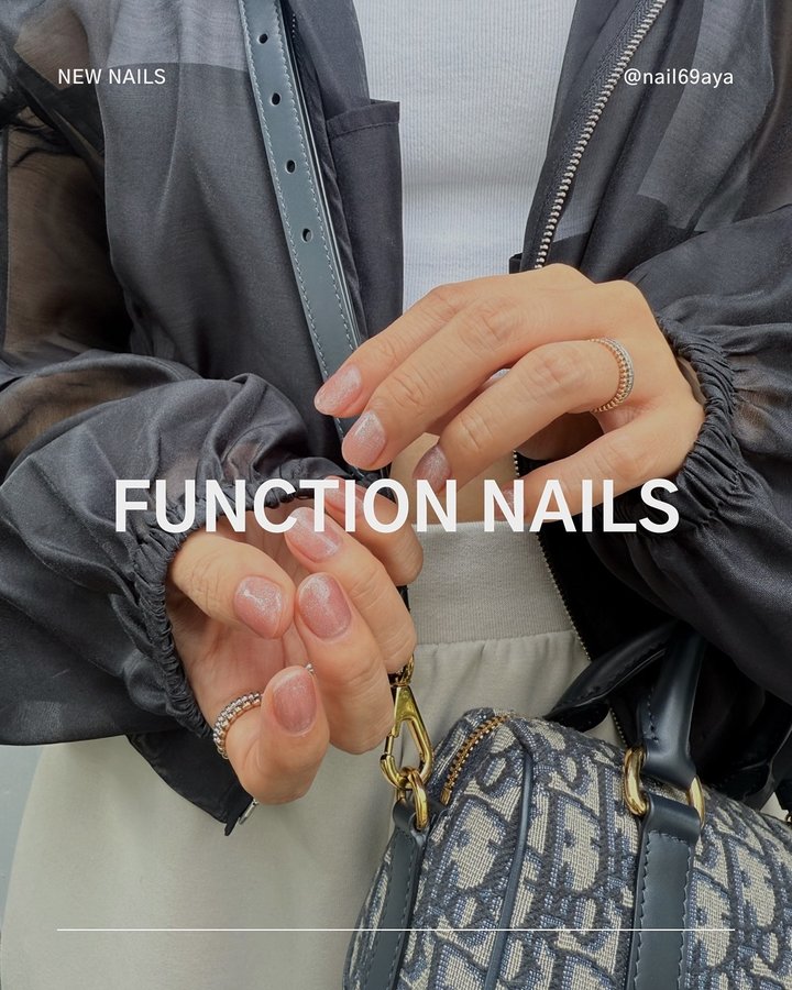 Instagram post by @maeda_nozomi for ELENDEEK. Caption reads: [...] 💅🏻
@nail69aya....