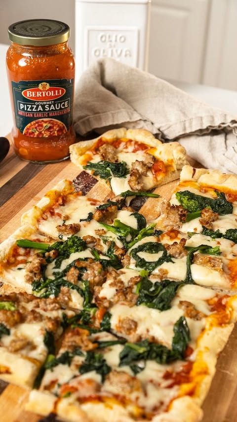 Instagram post by @vindelgiudice for Bertolli. Caption reads: [...] especially when we’re on vacation. Bertolli....