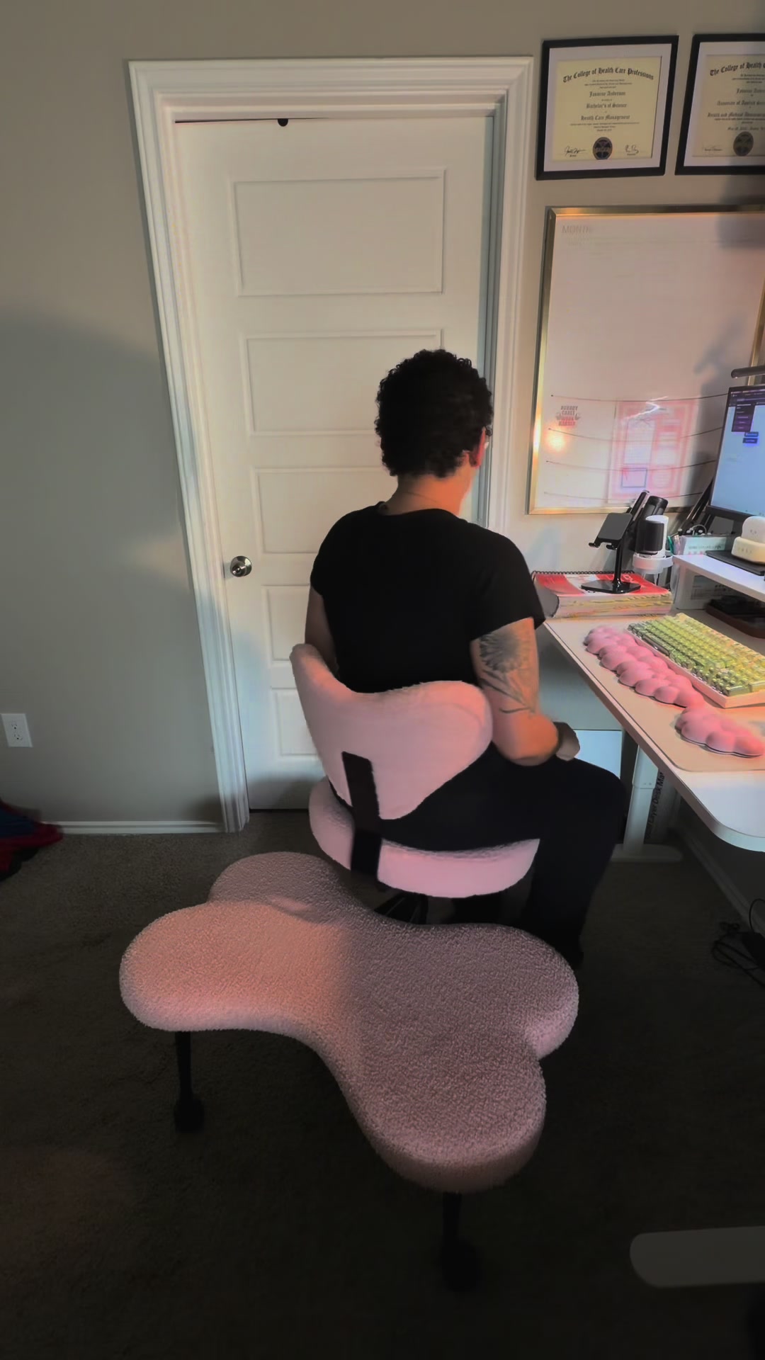 TikTok post by @wfhwithjas for Pinmoco. Caption reads: [...] way I can sit in it! Treat yourself! 🥰....