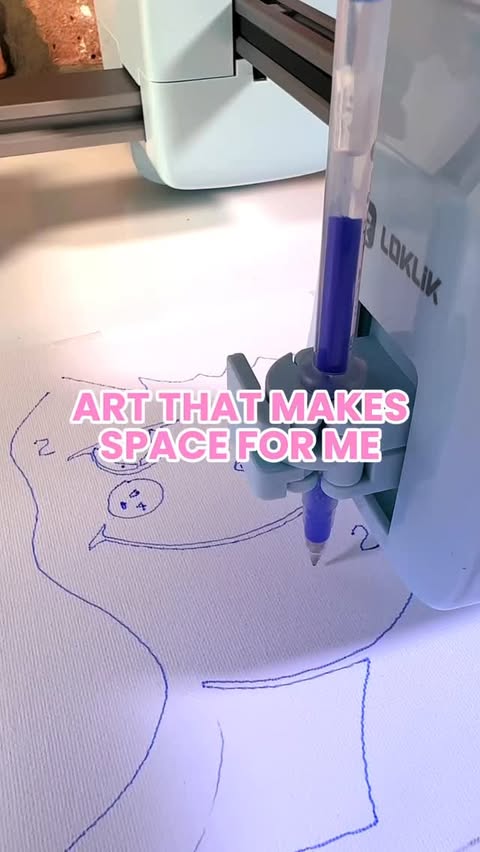 Instagram post by @emopositivo for HTVRONT. Caption reads: [...] down and let the day settle.
Thank you....