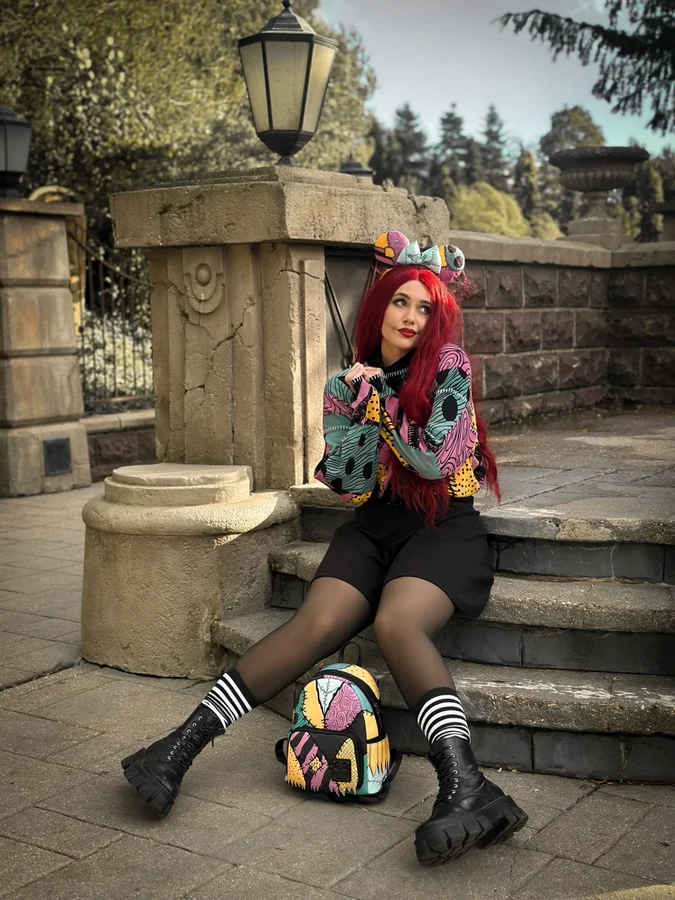 Instagram post by @jen.de.vil for Get Ready Comics. Caption reads: [...] perfectly does this Loungefly from....