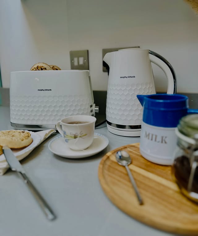 Instagram post by @social_mums_ for Morphy Richards. Caption reads: [...] textured honeycomb design of my new....