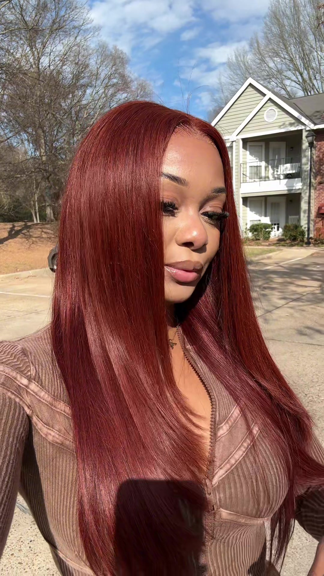 TikTok post by @diamondmccaiin for OQHAIR. Caption reads: 🍁 @oqhairshop @OQHAIR #oqhair #layeredwig....