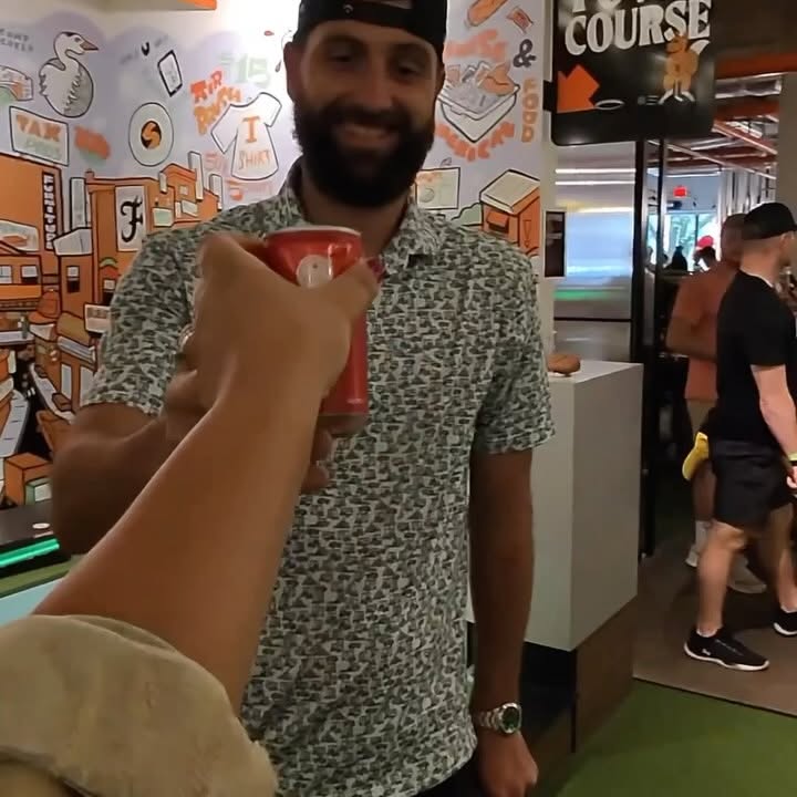 Instagram post by @holein1trickshots for Sparkling Ice. Caption reads: Had a blast playing some Mini golf and drinking....