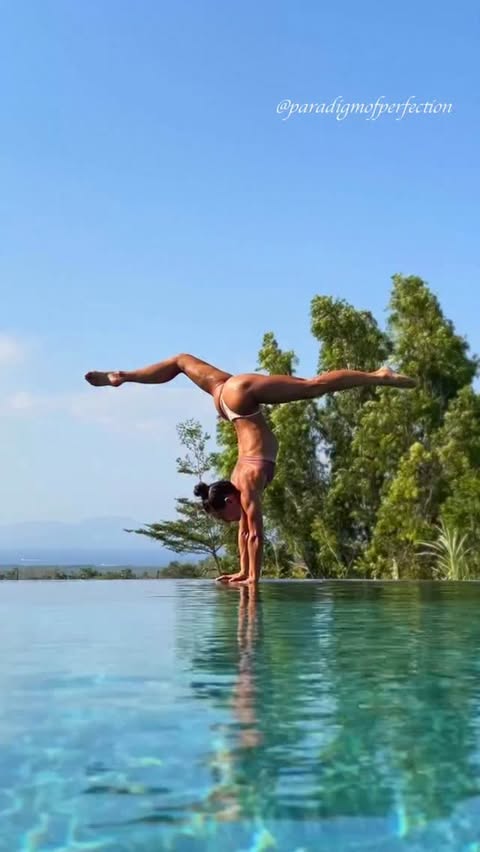 Instagram post by @paradigmofperfection for VIVOBAREFOOT. Caption reads: Once you learn handstands, you can’t help but do....