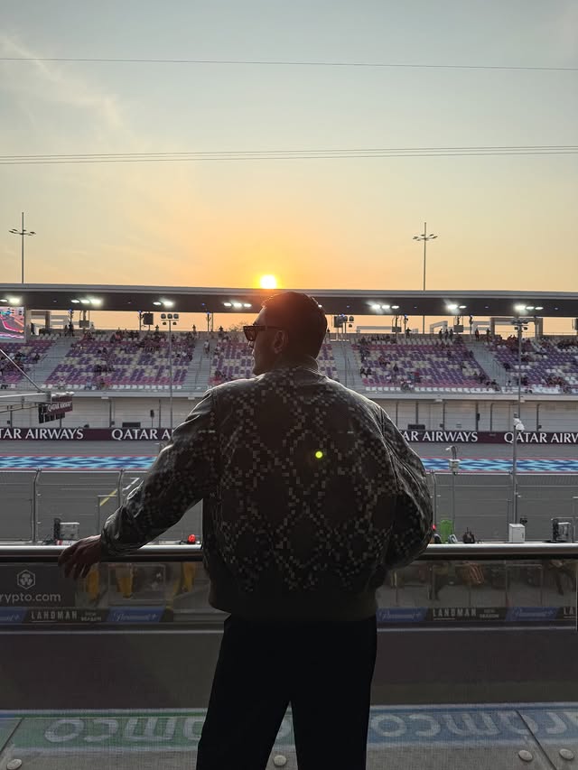 Instagram post by @rahi_chadda for Qatar Airways. Caption reads: [...] @QatarDutyFree. 🖤🏁

@louisvuitton....