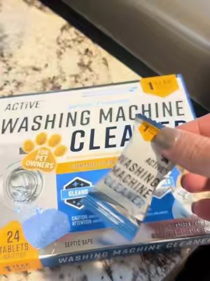 TikTok post by @cematejicek for ACTIVE. Caption reads: [...] #laundry #laundryhack #dirtylaundry....