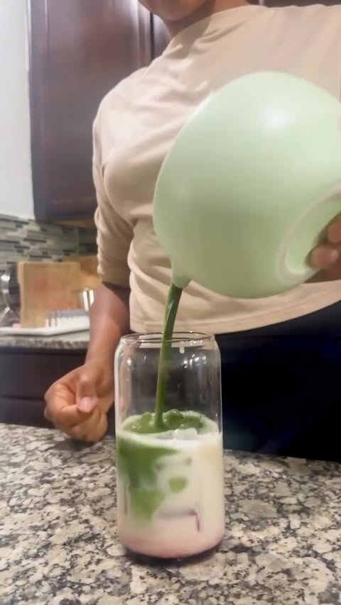 Instagram post by @thebeautybeau for Oishii. Caption reads: #ad Warning: this iced matcha tastes like a....