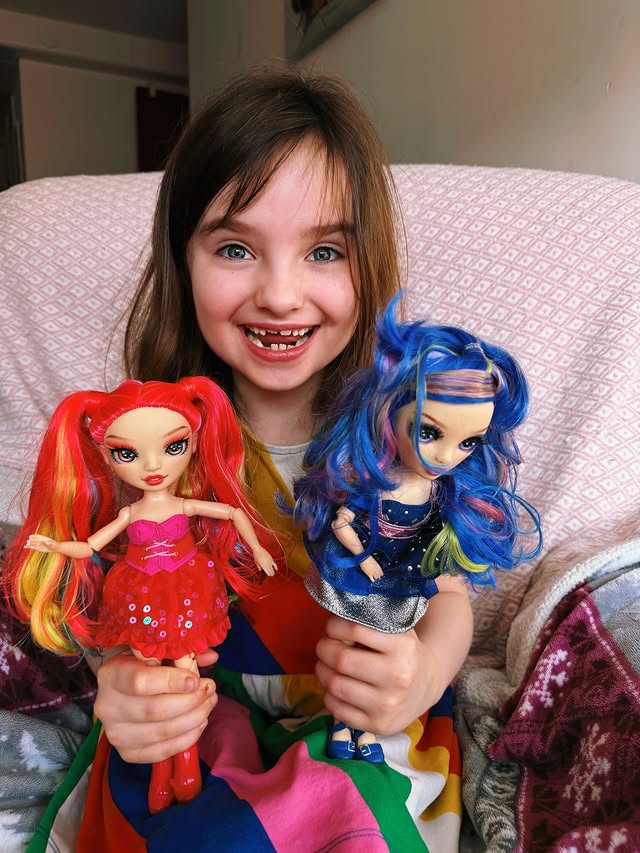 Instagram post by @elsie_and_mummy for Rainbow High. Caption reads: AD| 🌈Rainbow High - Be Dazzling🌈 Thanks so much....