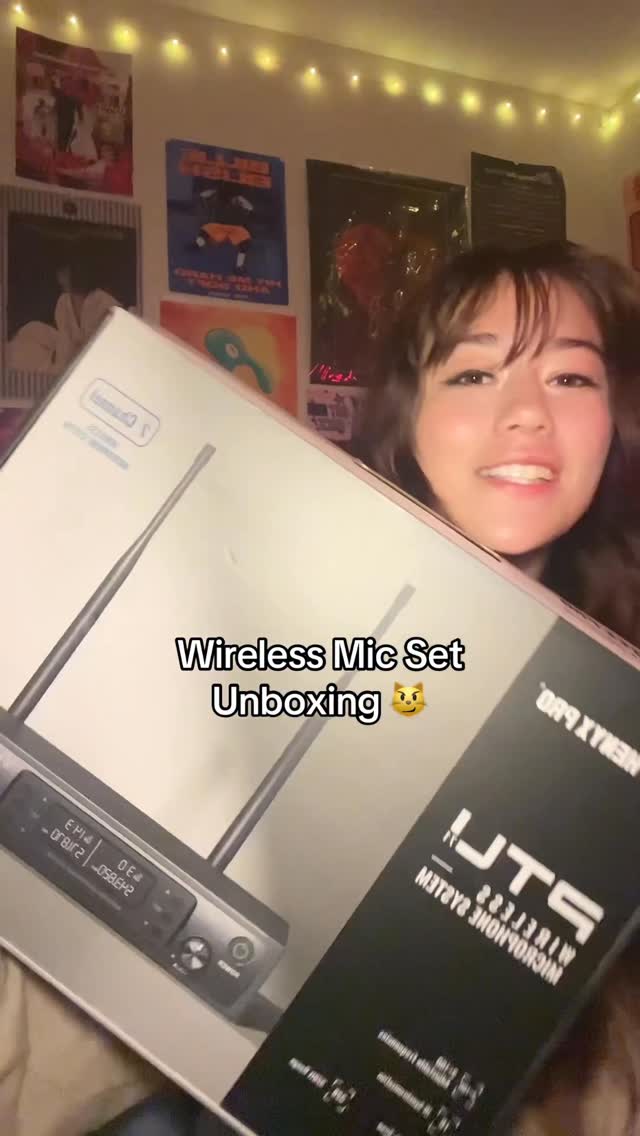 Instagram post by @sierrasikoramusic for Phenyx Pro. Caption reads: unboxing my @phenyxpro wireless mic set 😈....