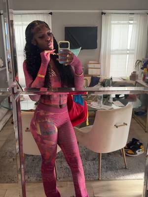 TikTok post by @ft..manii for I AM GIA. Caption reads: #ootd #twopieceset #iamgia @I.AM.GIA #fypシ.