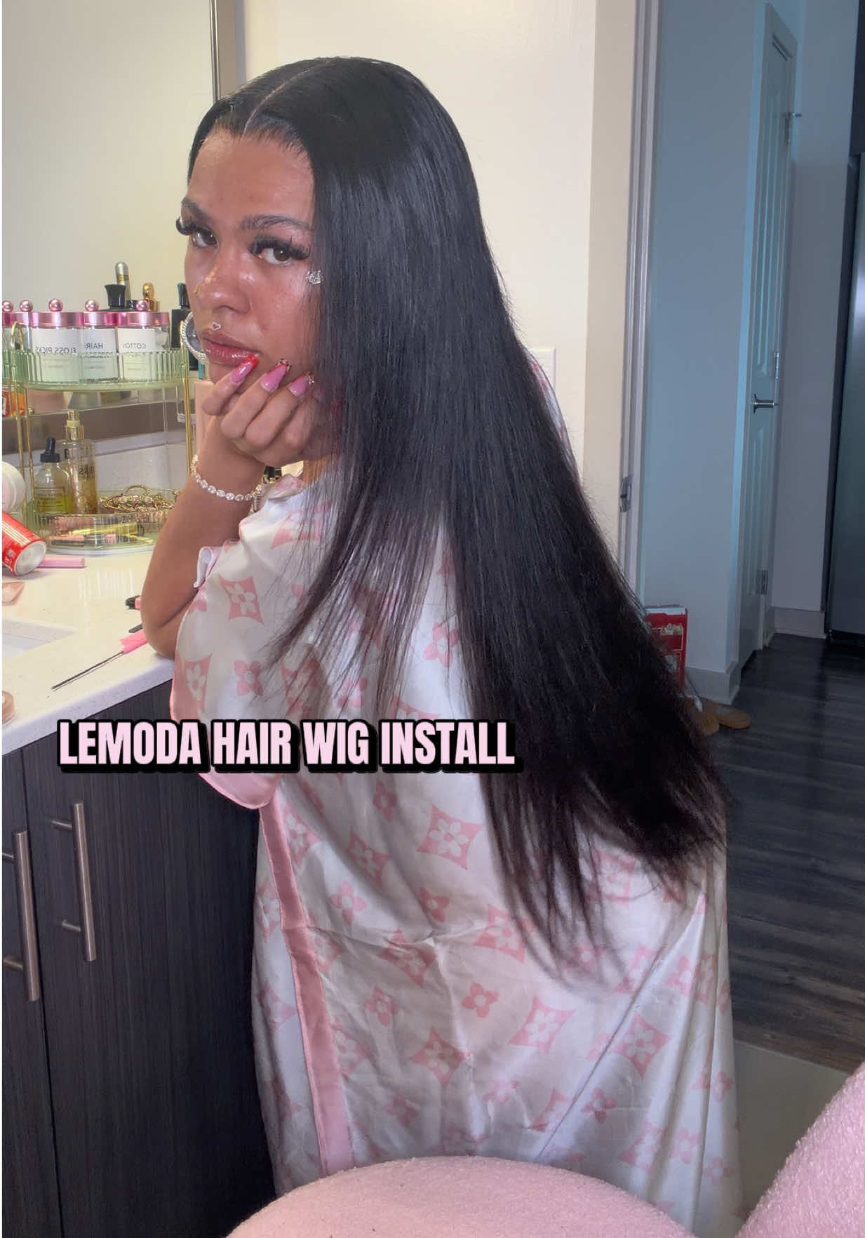 TikTok post by an influencer for Lemoda Hair. Caption reads: BABYY THIS EATS😍🤏🏼🤏🏼 @Lemoda Hair Shop....