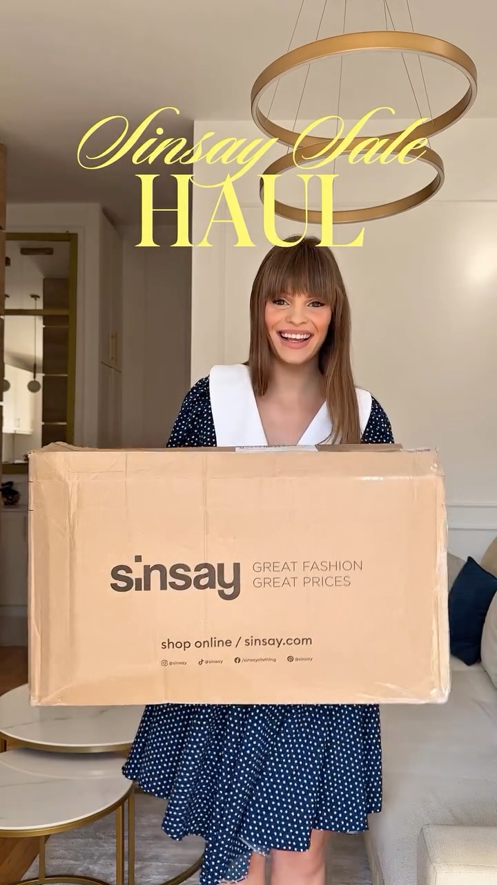 Instagram post by @stilizovana for Sinsay. Caption reads: @sinsay Summer Sale Haul✨🥰🥰 

Obožavam da....