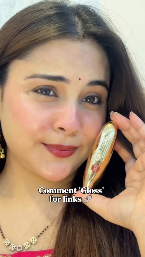 Instagram post by an influencer for Insight Cosmetics. Caption reads: [...] shade, mauve lip shade, Insight cosmetics,....