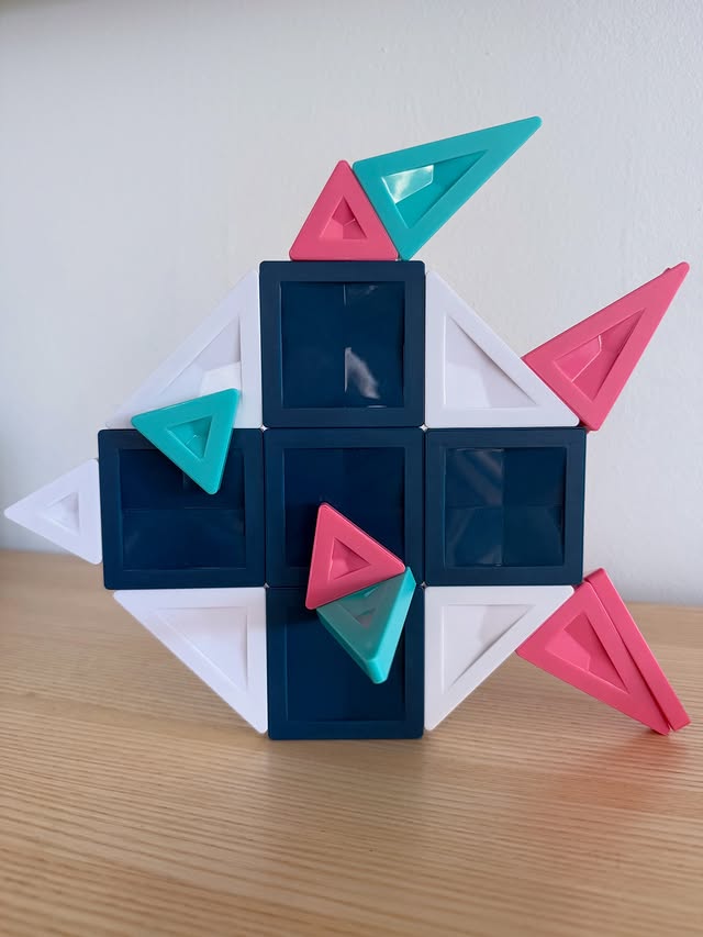 Instagram post by @familiels_niedersachsen for Connetix Tiles. Caption reads: For those who believe play has no limits.....