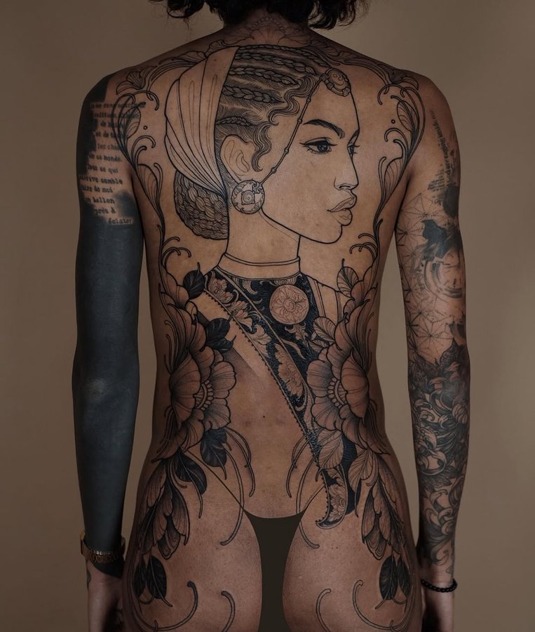 Instagram post by @filouino for Tattoodo. Caption reads: Two days for Sarah ✨
In progress 
Thank you so....