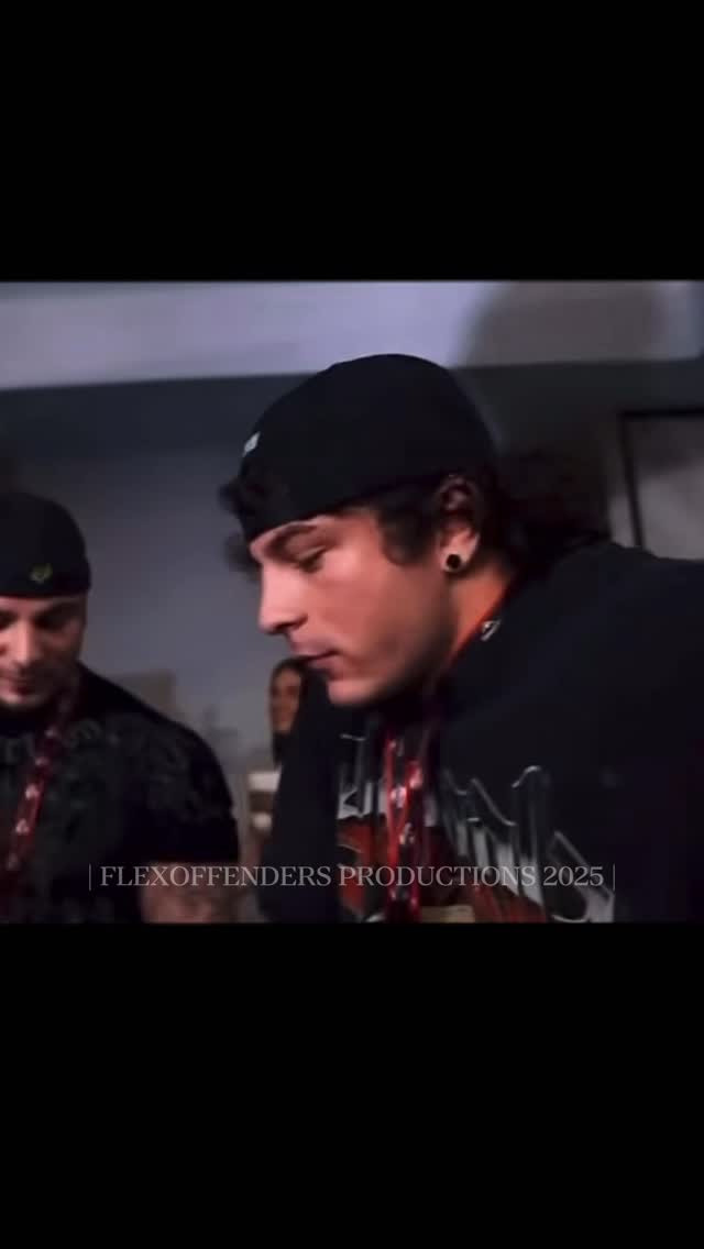 Instagram post by @flexoffenderslist for – Get Raw Nutrition. Caption reads: But I’m A Creep! 🗣️

Get ur supplements....