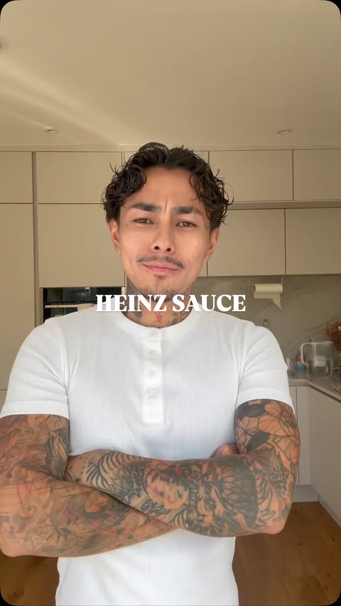 Instagram post by @yourboybenz for Heinz. Caption reads: AD I can’t lie but the @heinz_uk Morley’s sauce is....