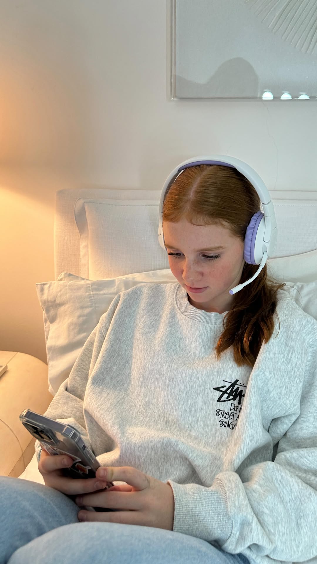 Instagram post by @pixiecurtis for Belkin. Caption reads: PSA 🌟 Unboxing @belkinanz SoundForm Inspire that....