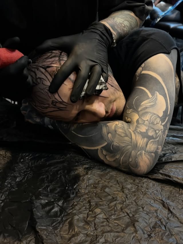 Instagram post by @niko_nerdo for EZ Tattoo Supply. Caption reads: What a year’
Couple pictures to sum up this year.....