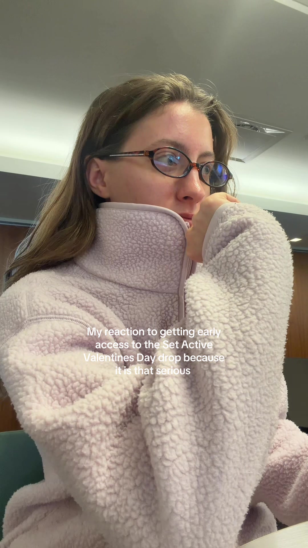 TikTok post by @juliakuliss for SET ACTIVE. Caption reads: And she gave us 15% off ur the best @setactive....