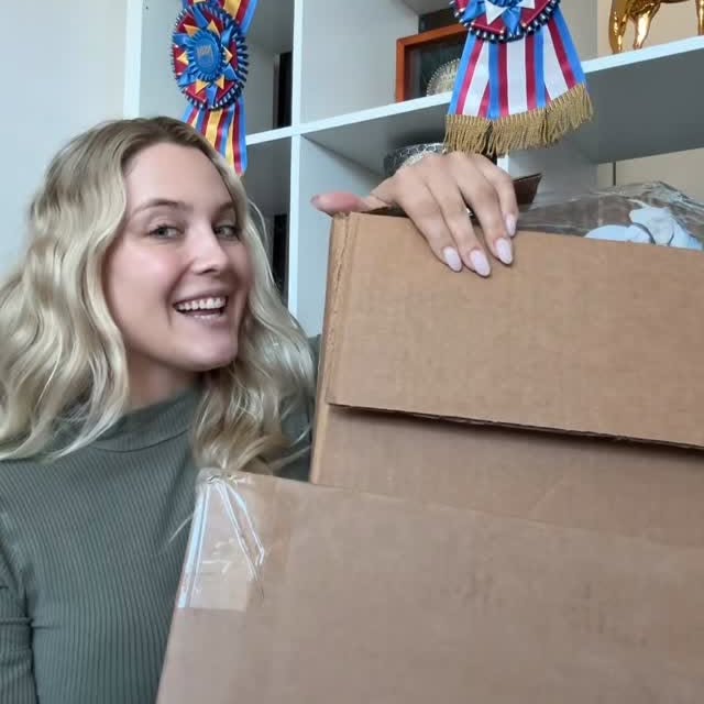 Instagram post by @madisontnequine for Corro Shop. Caption reads: Unbox my Corro items with me! I will always choose....